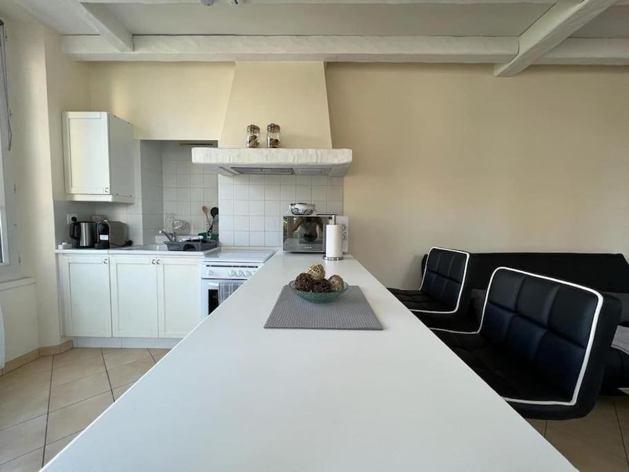 Chez Tonio - Montereau Apartment Ngoại thất bức ảnh